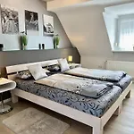 Galliet - Zentral, Ruhig Mit Viel Komfort Apartment *