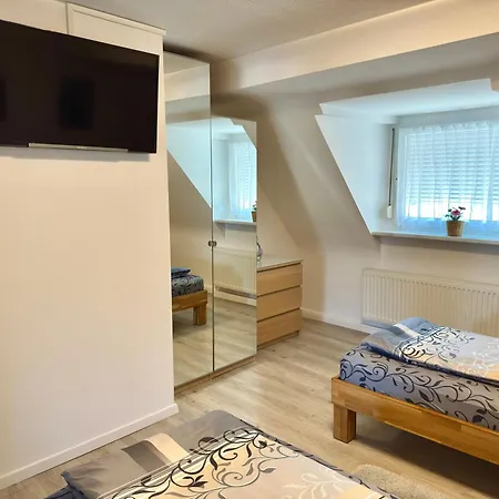 Galliet - Zentral, Ruhig Mit Viel Komfort Apartmán *